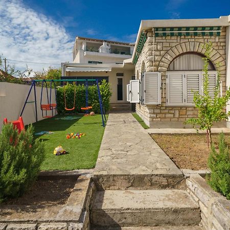 Holiday Home Oliva 보디체 외부 사진